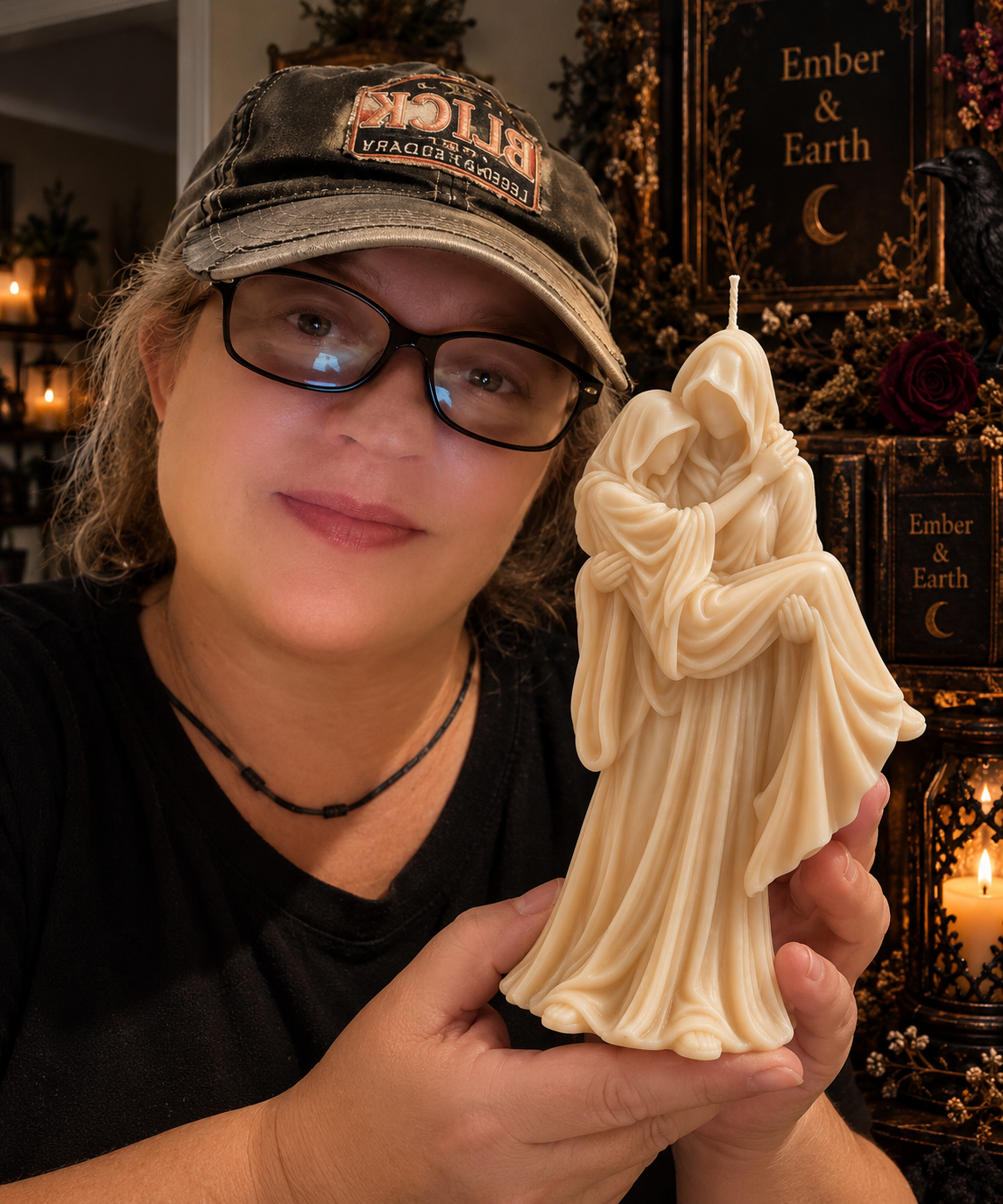 Eternal Embrace Candle | Gothic Couple Candle | Lovers Candle | Romantic Gothic Decor | Gothic Fantasy Candle | Embrace Sculpture | Ember & Earth